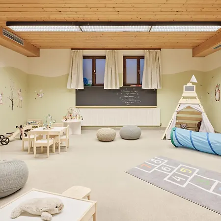 Genuss - Und Vitalhotel Moisl Hotel 4*